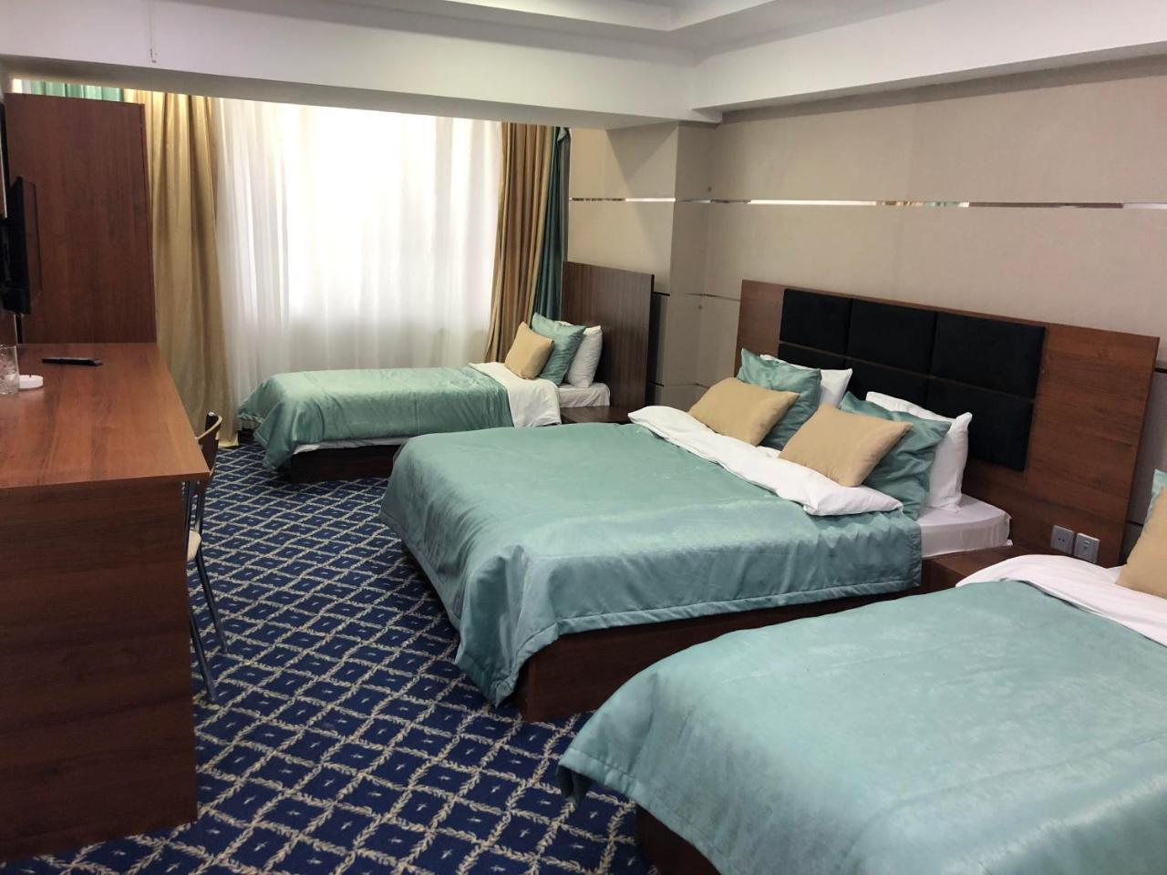 Demir Yol Plaza Hotel Baku Zewnętrze zdjęcie